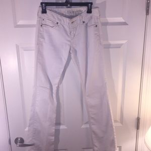 White Express jeans